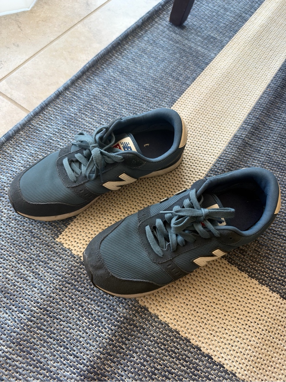 Preowned New Balance Mens 311 Navy Sneakers